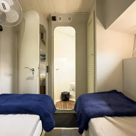 Hotel en barco Napao Barcelona