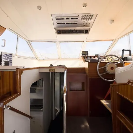 Napao Hotel en barco Barcelona